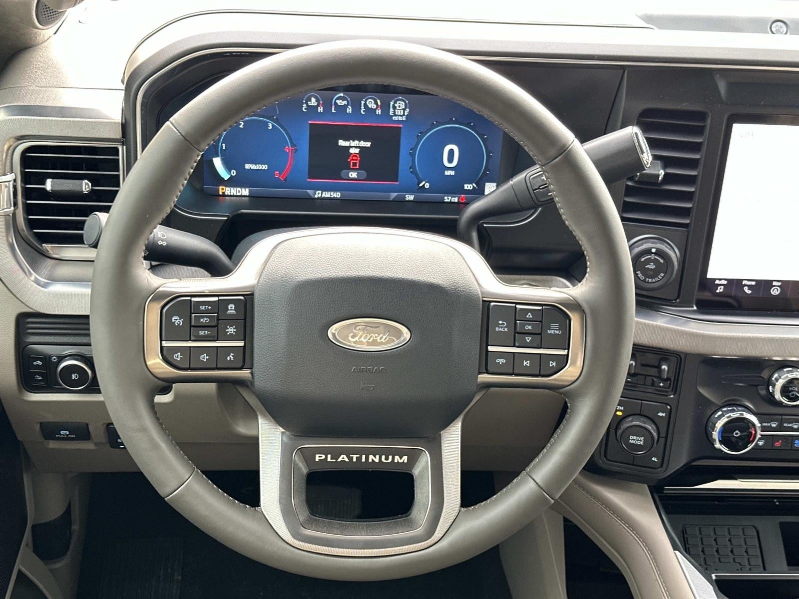 2026 Ford Super Duty F-350 DRW PLATINUM 4WD CREW CAB 8'