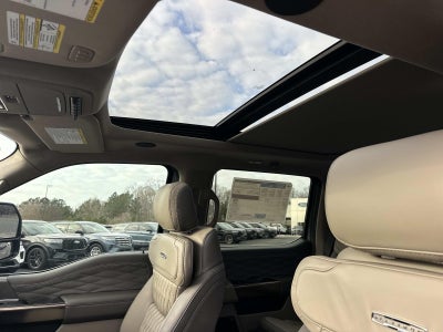 2026 Ford Super Duty F-350 DRW PLATINUM 4WD CREW CAB 8'