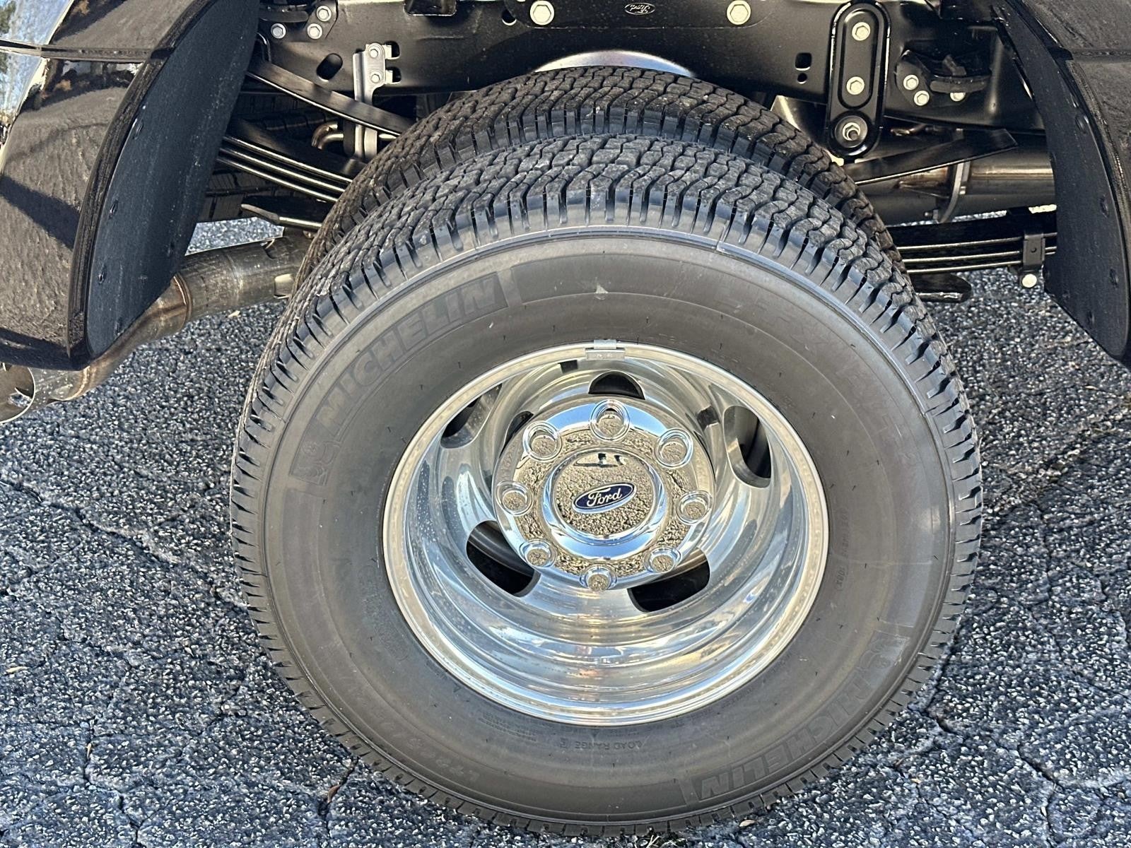 2026 Ford Super Duty F-350 DRW XL 4WD CREW CAB 8' BOX