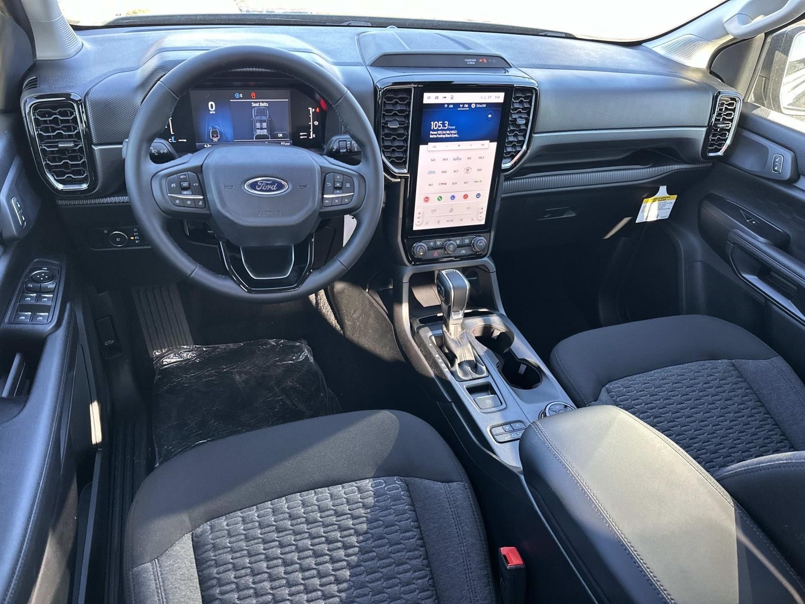 2025 Ford Ranger XLT 4WD SUPERCREW 5' BOX