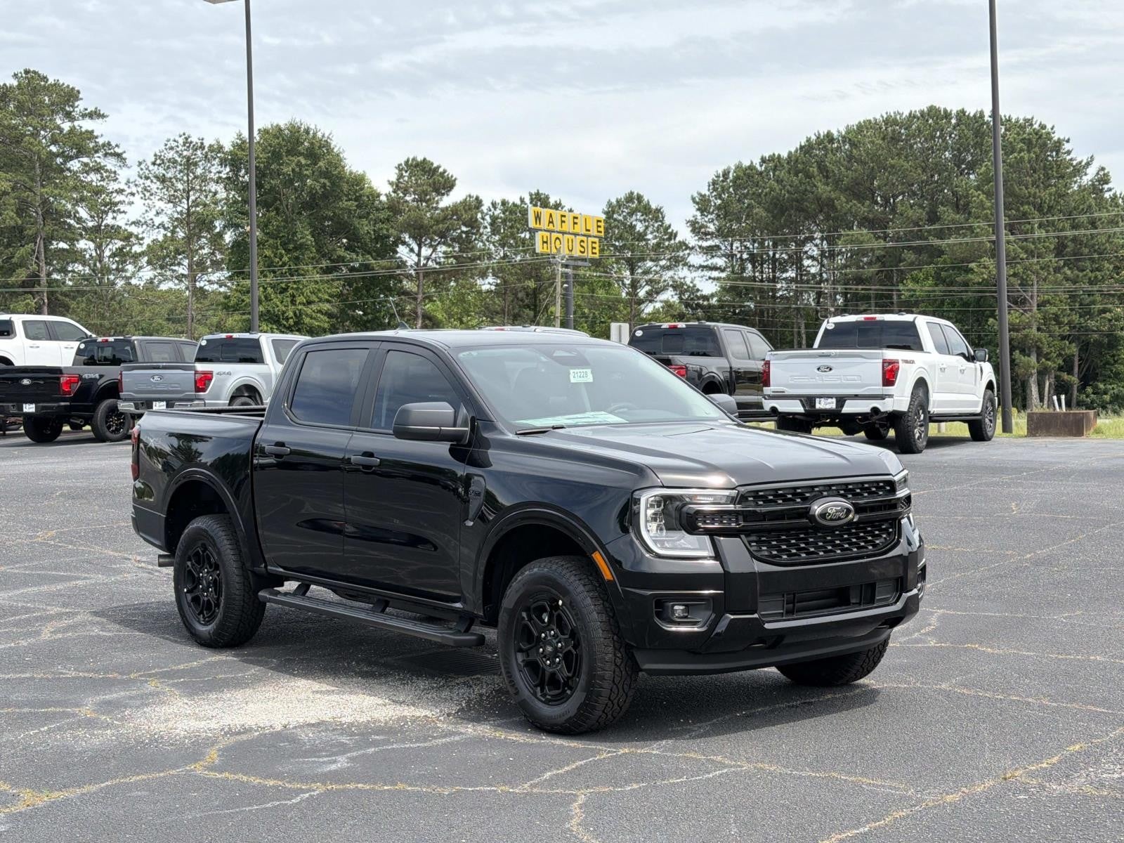2025 Ford Ranger XLT 4WD SUPERCREW 5' BOX