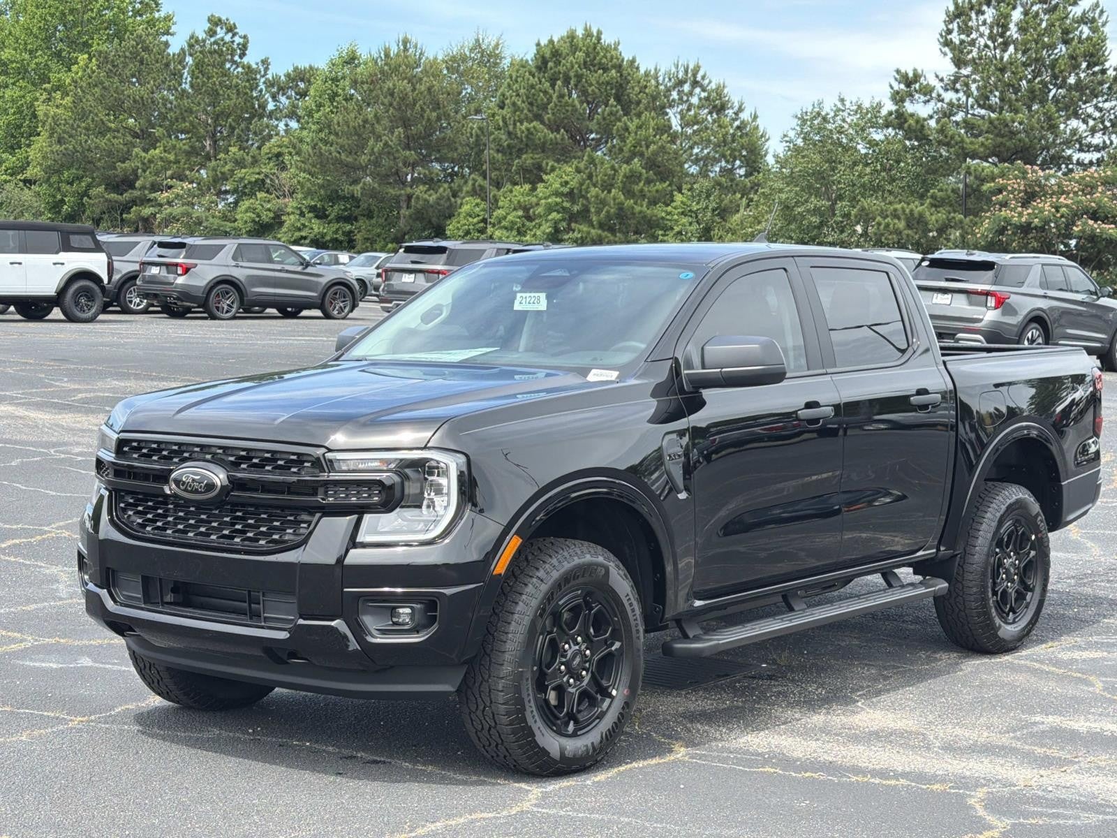 2025 Ford Ranger XLT 4WD SUPERCREW 5' BOX