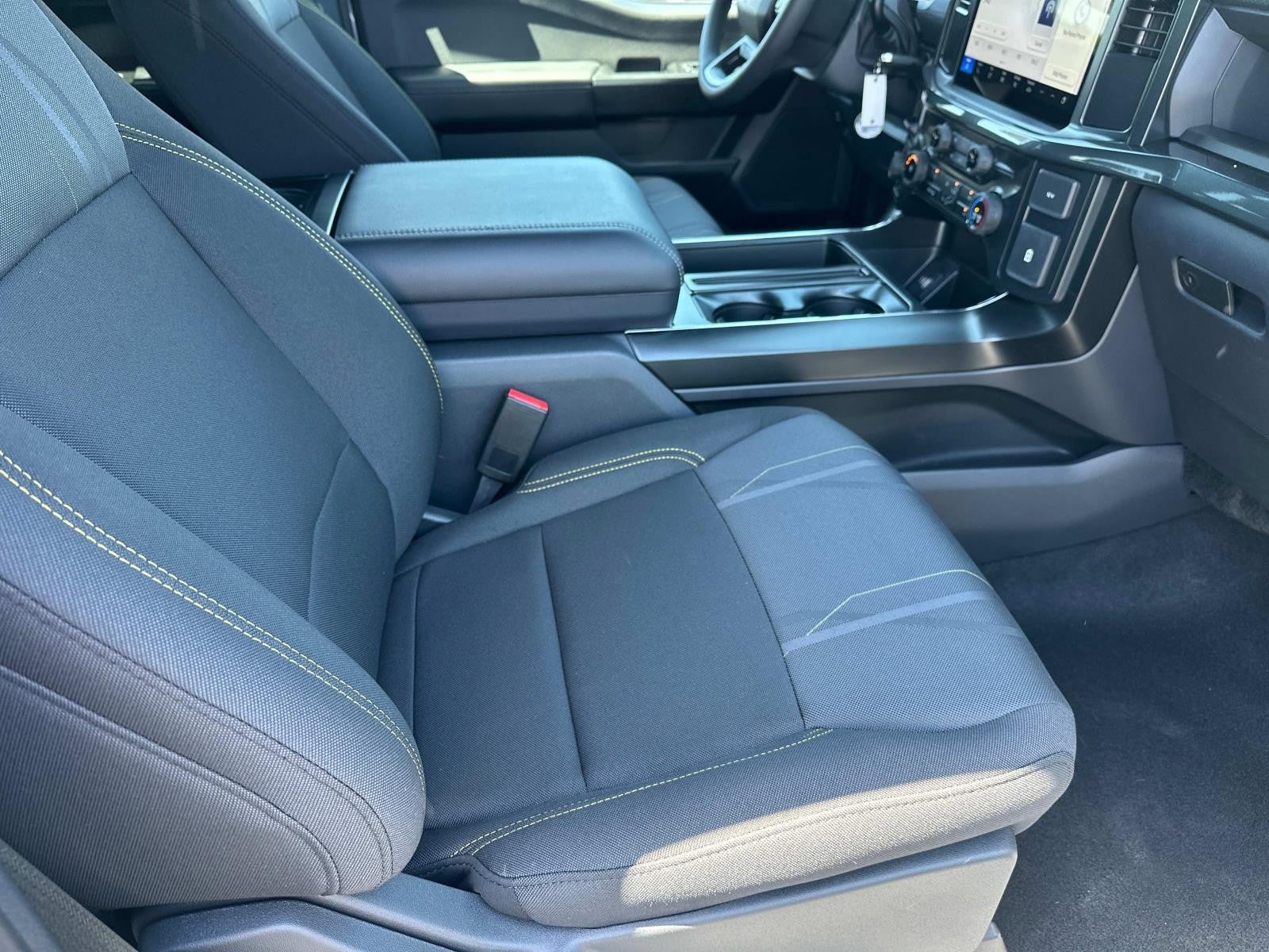 2025 Ford F-150 STX 4WD SUPERCREW 5.5' BO