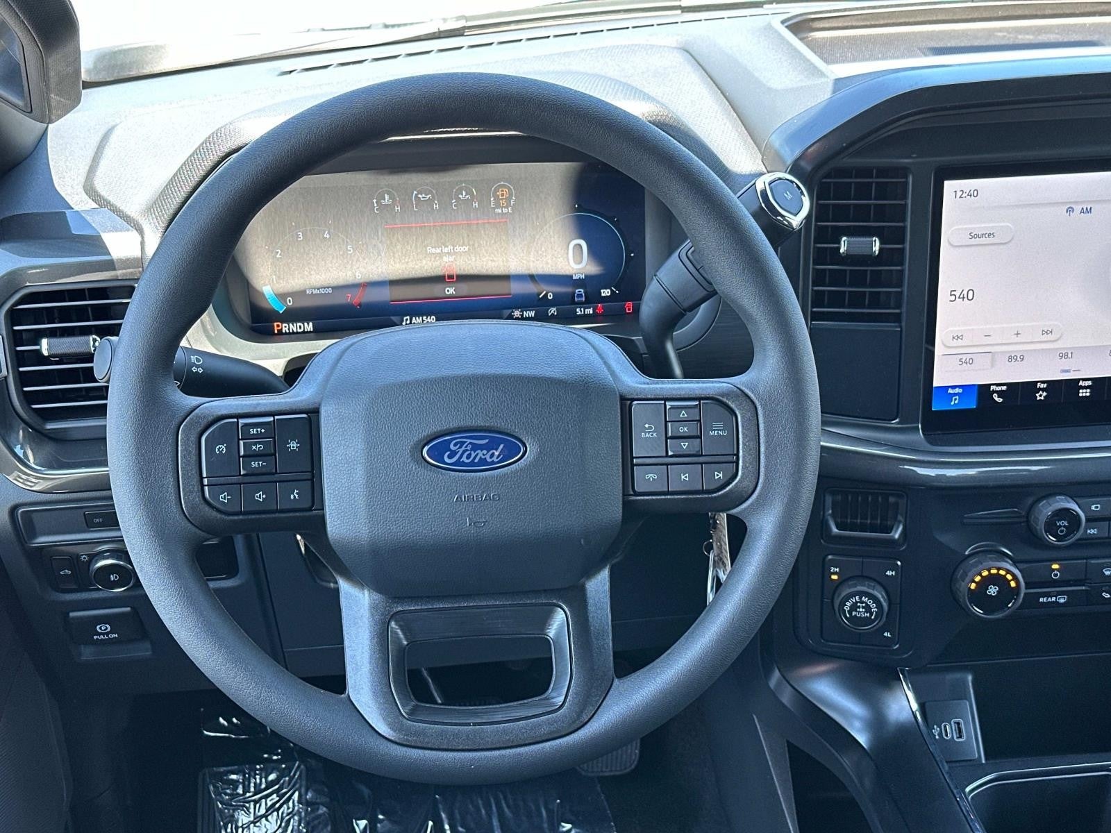 2025 Ford F-150 STX 4WD SUPERCREW 5.5' BO