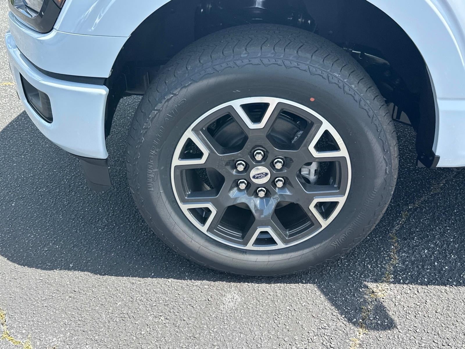 2025 Ford F-150 STX 4WD SUPERCREW 5.5' BO