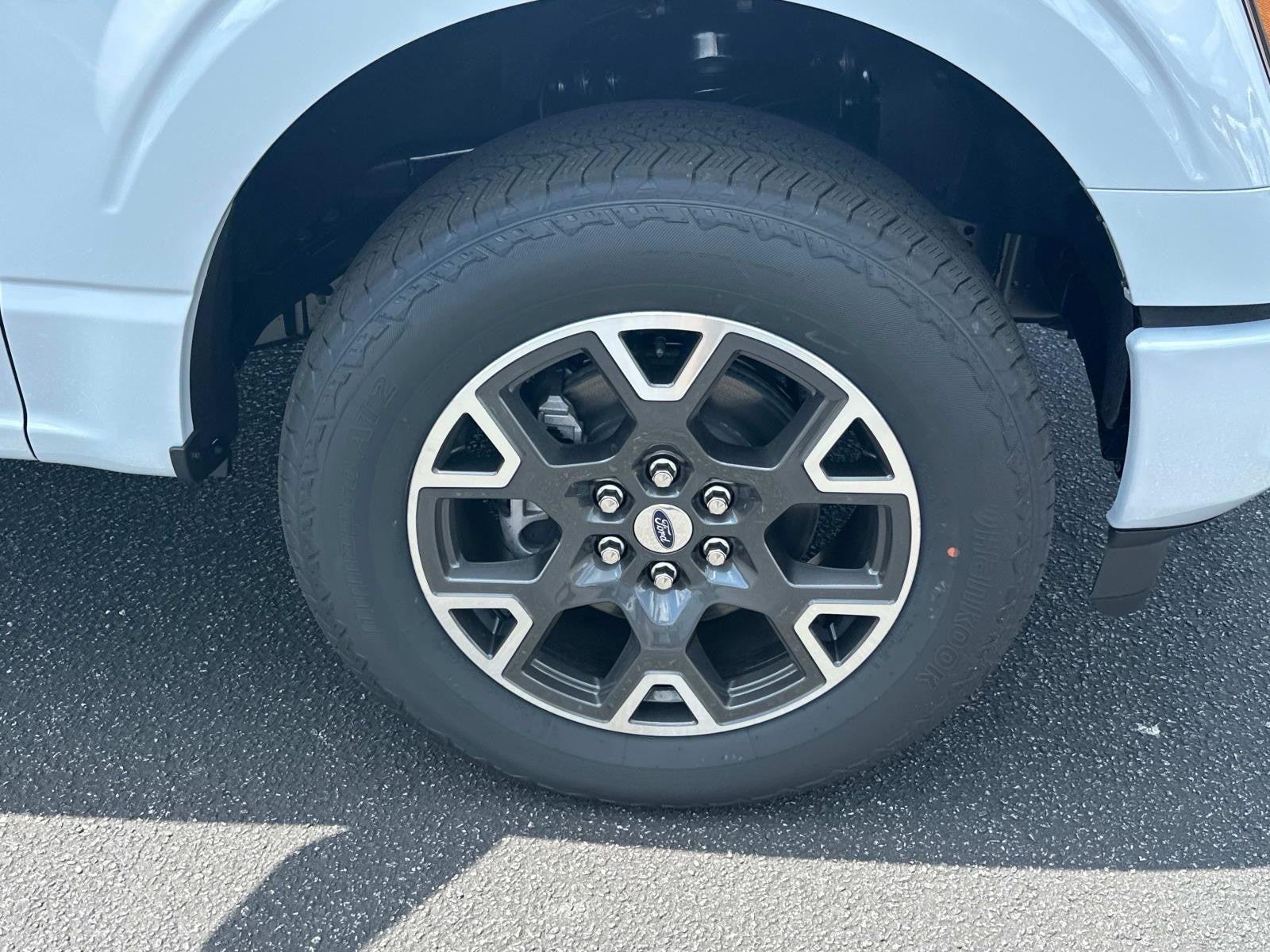 2025 Ford F-150 STX 4WD SUPERCREW 5.5' BO