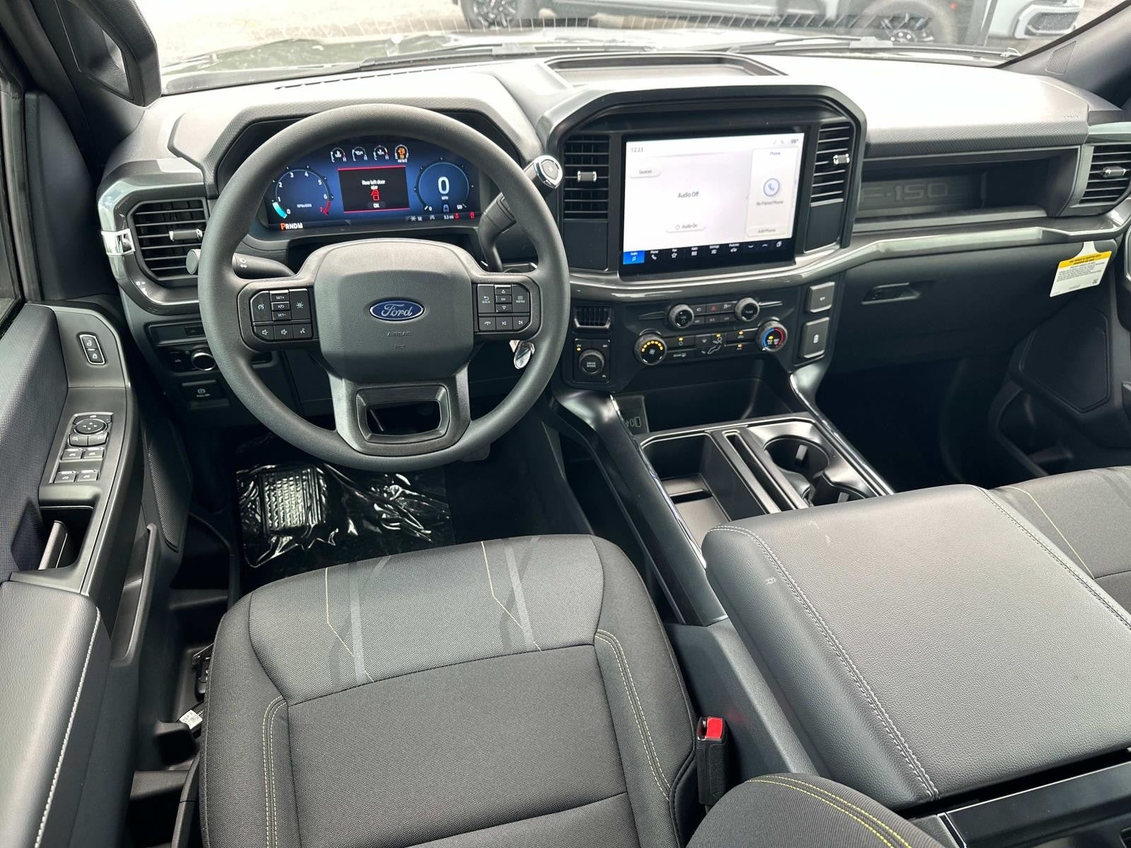 2025 Ford F-150 STX 4WD SUPERCREW 5.5' BO