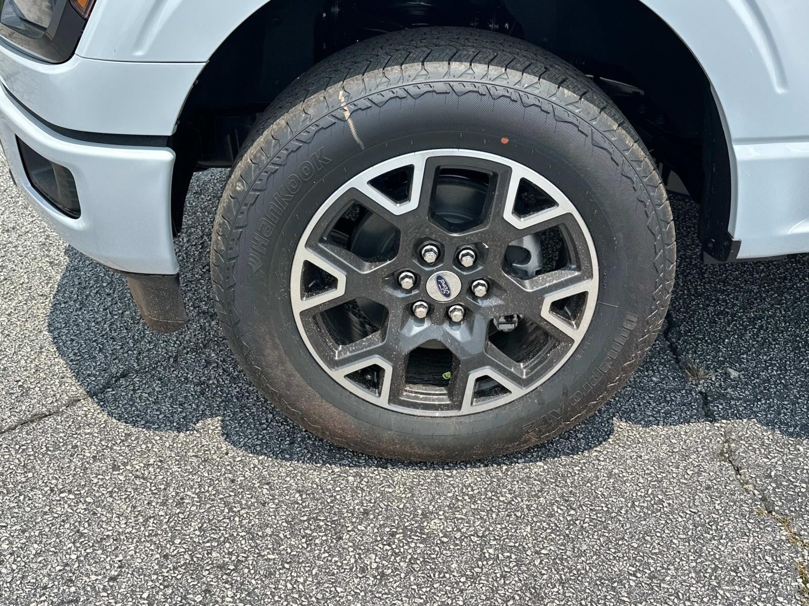 2025 Ford F-150 STX 4WD SUPERCREW 5.5' BO