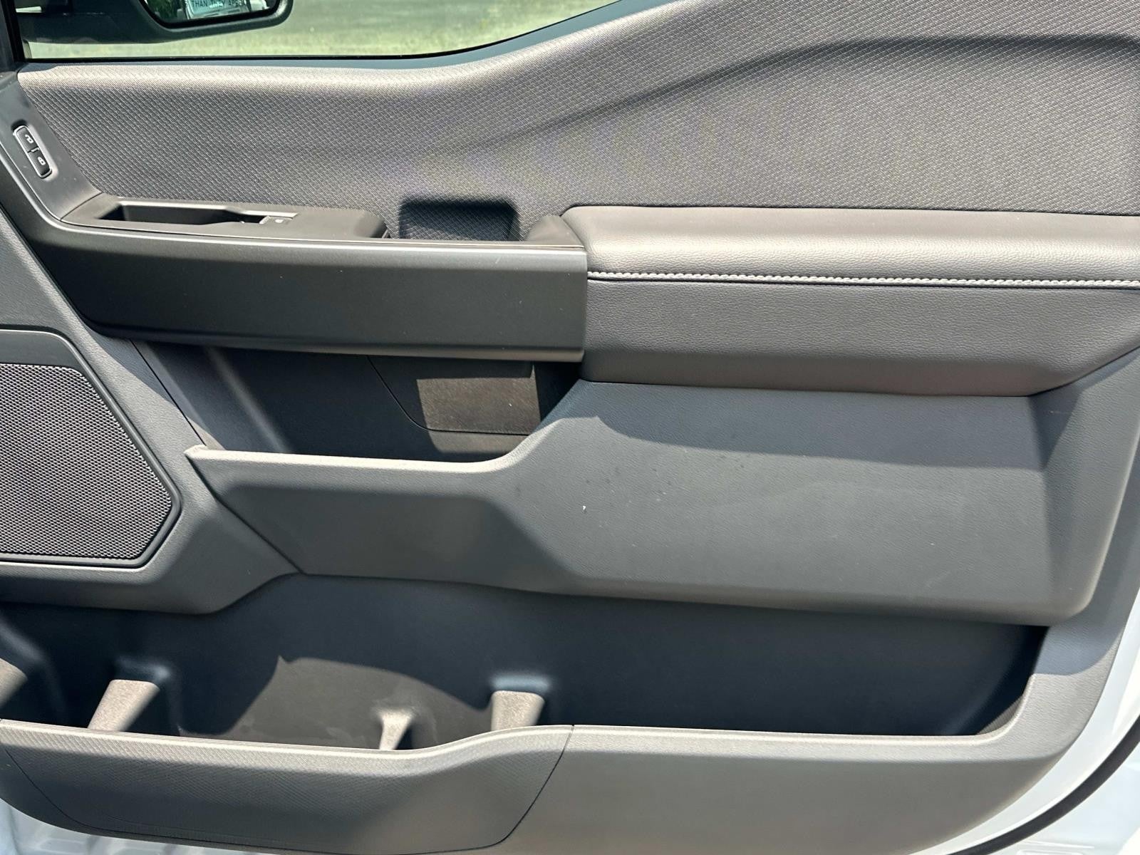 2025 Ford F-150 STX 4WD SUPERCREW 5.5' BO