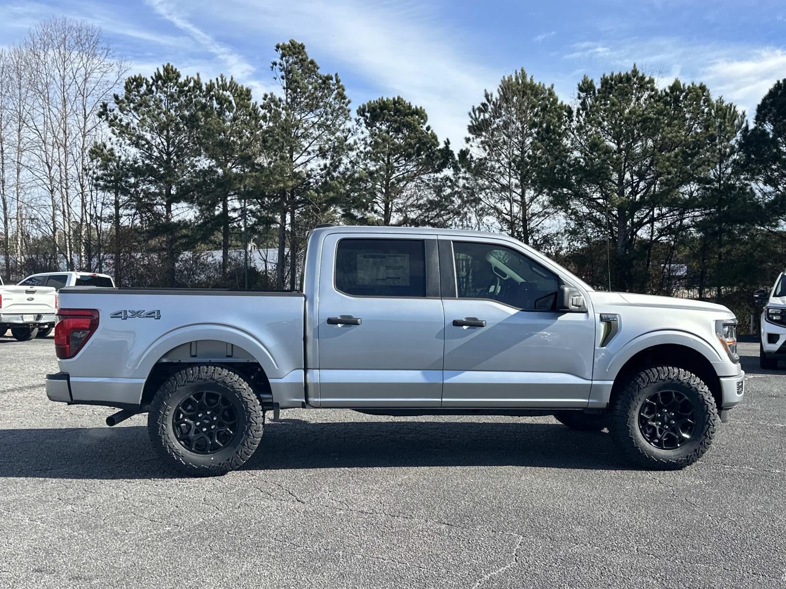 2025 Ford F-150 STX 4WD SUPERCREW 5.5' BO