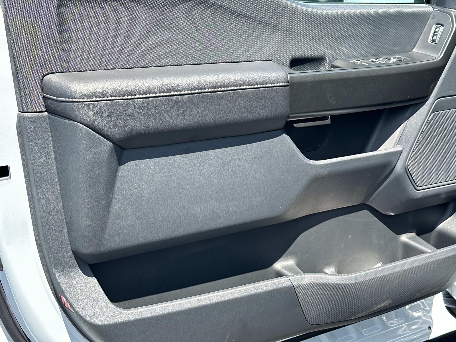 2025 Ford F-150 STX 4WD SUPERCREW 5.5' BO