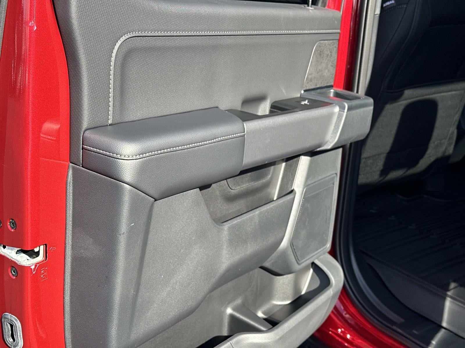 2025 Ford F-150 XLT 4WD SUPERCREW 5.5' BO