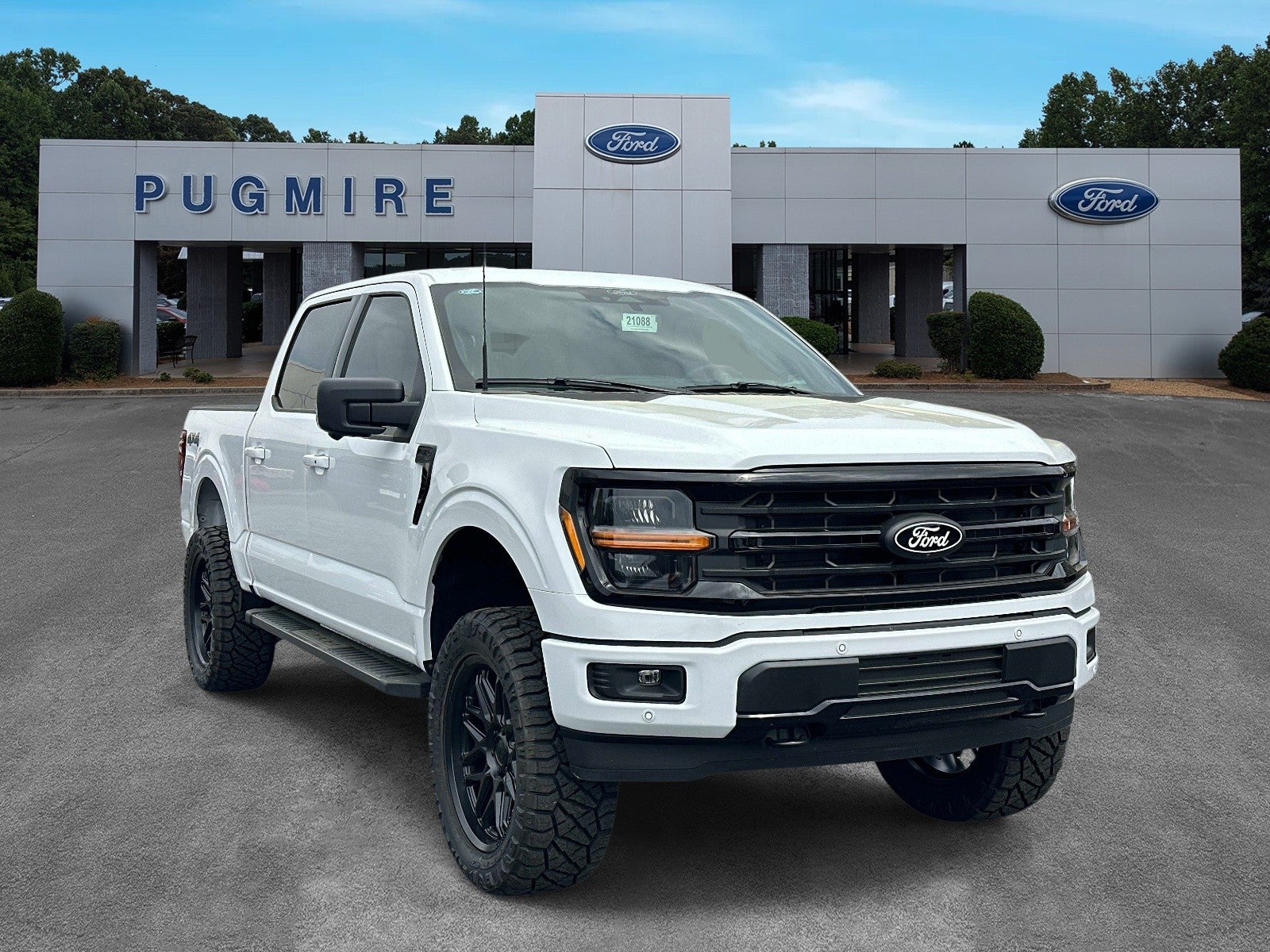 2026 Ford F-150 XLT 4WD SUPERCREW 5.5' BO PUG PACKAGE