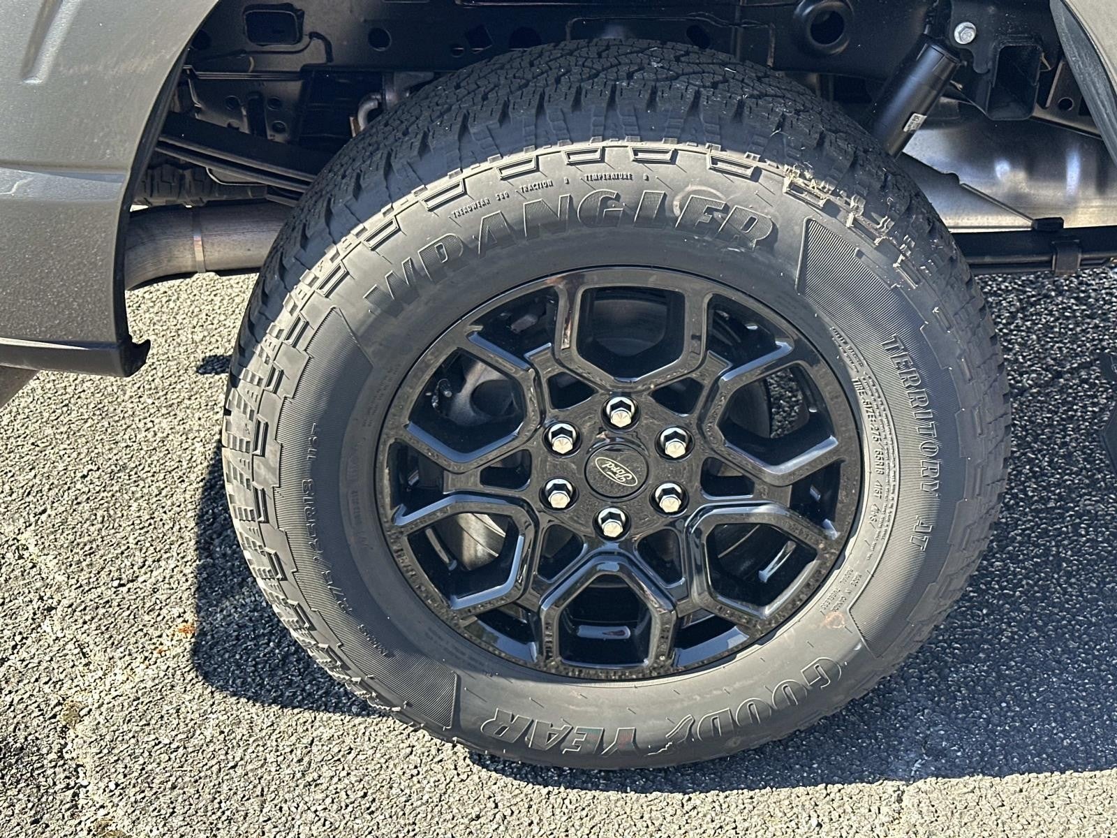 2025 Ford F-150 XLT 4WD SUPERCREW 5.5' BO