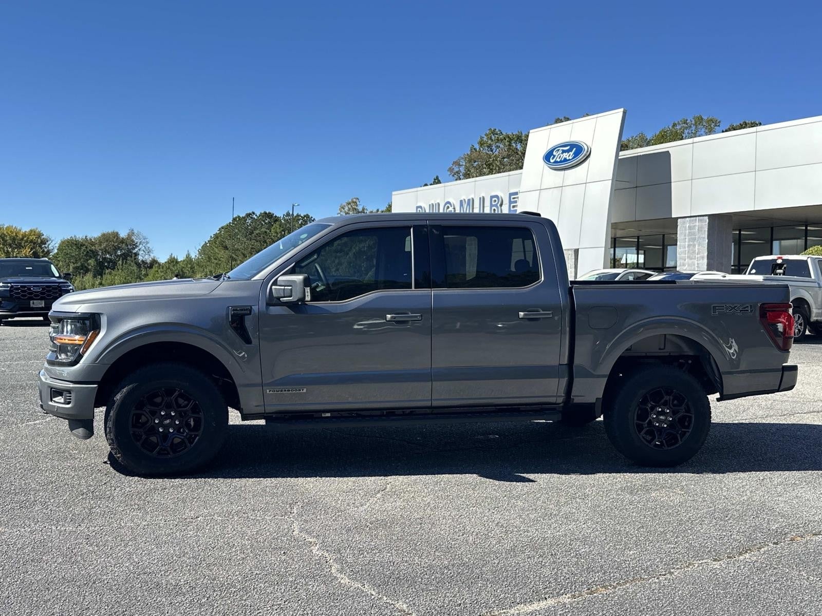 2025 Ford F-150 XLT 4WD SUPERCREW 5.5' BO
