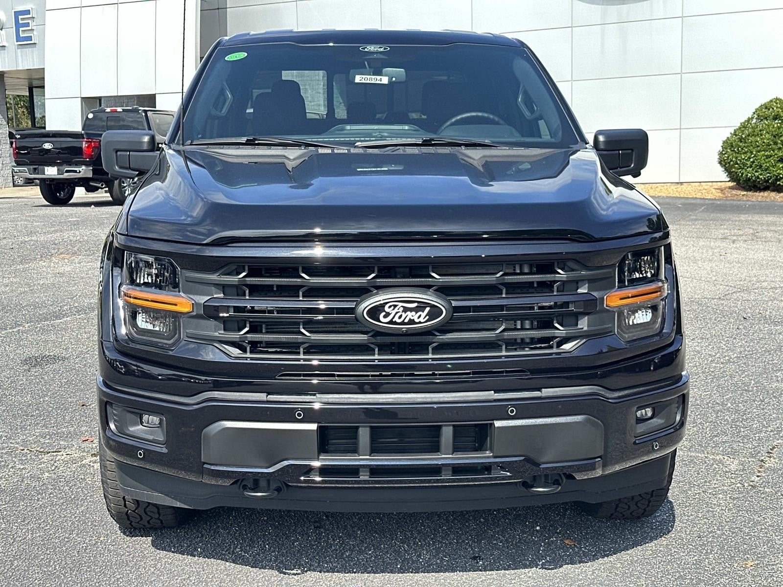 2025 Ford F-150 XLT 4WD SUPERCREW 5.5' BO