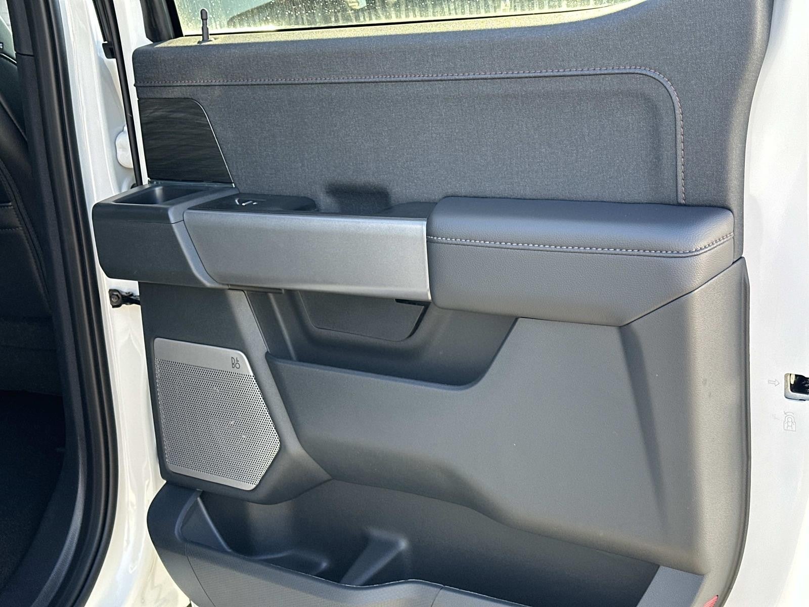 2025 Ford F-150 LARIAT 4WD SUPERCREW 5.5'