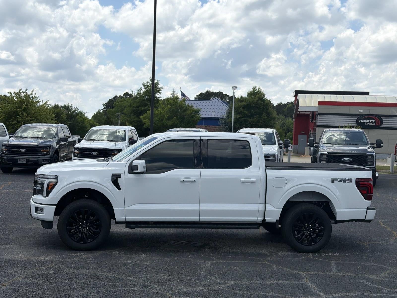 2024 Ford F-150 LARIAT