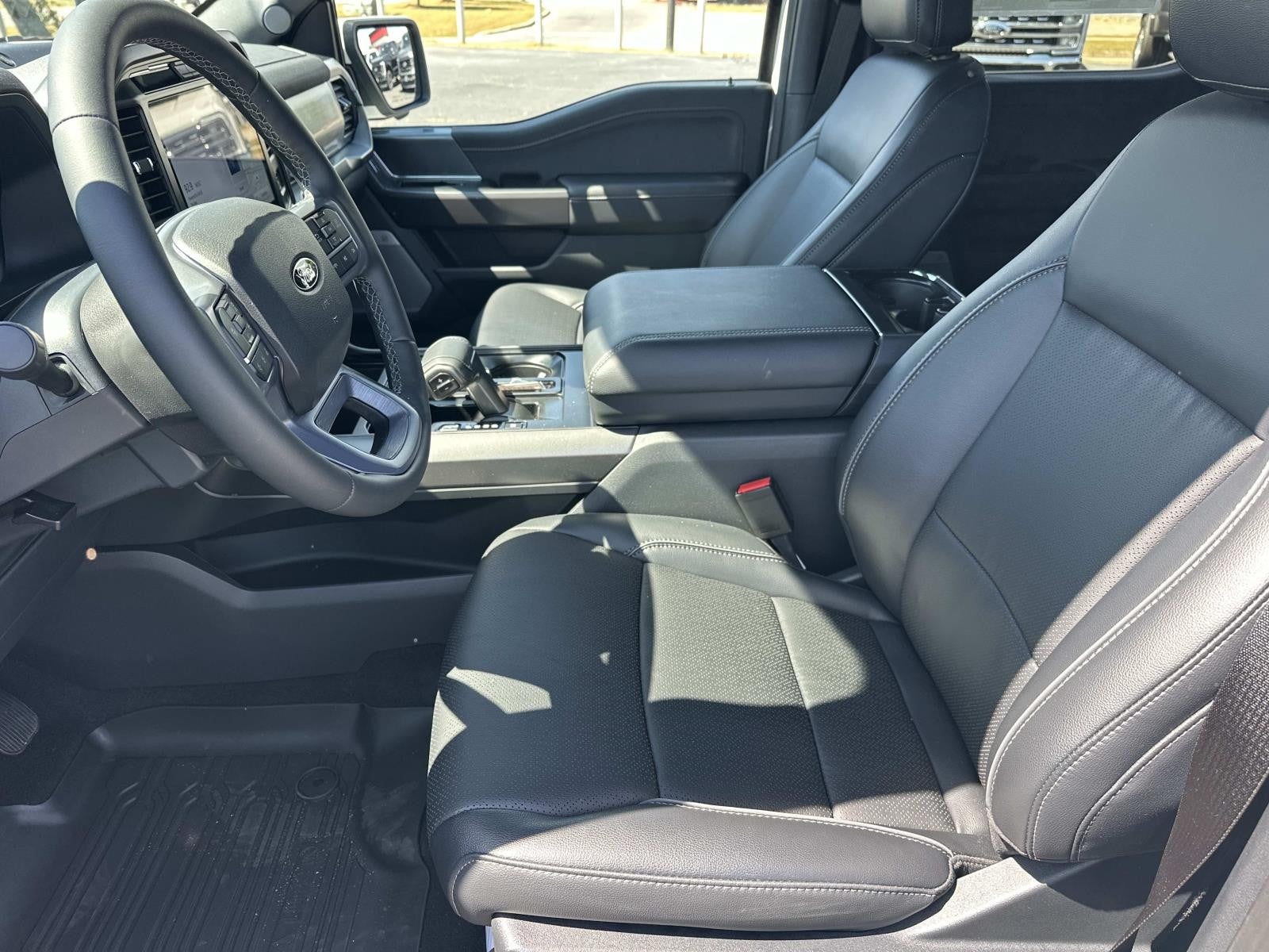 2026 Ford F-150 LARIAT 4WD SUPERCREW 5.5'