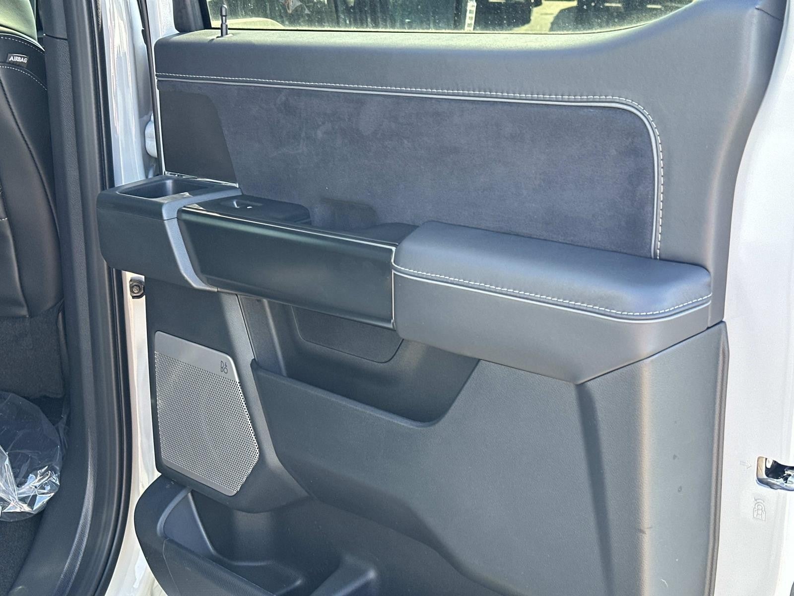 2026 Ford F-150 PLATINUM 4WD SUPERCREW 5.