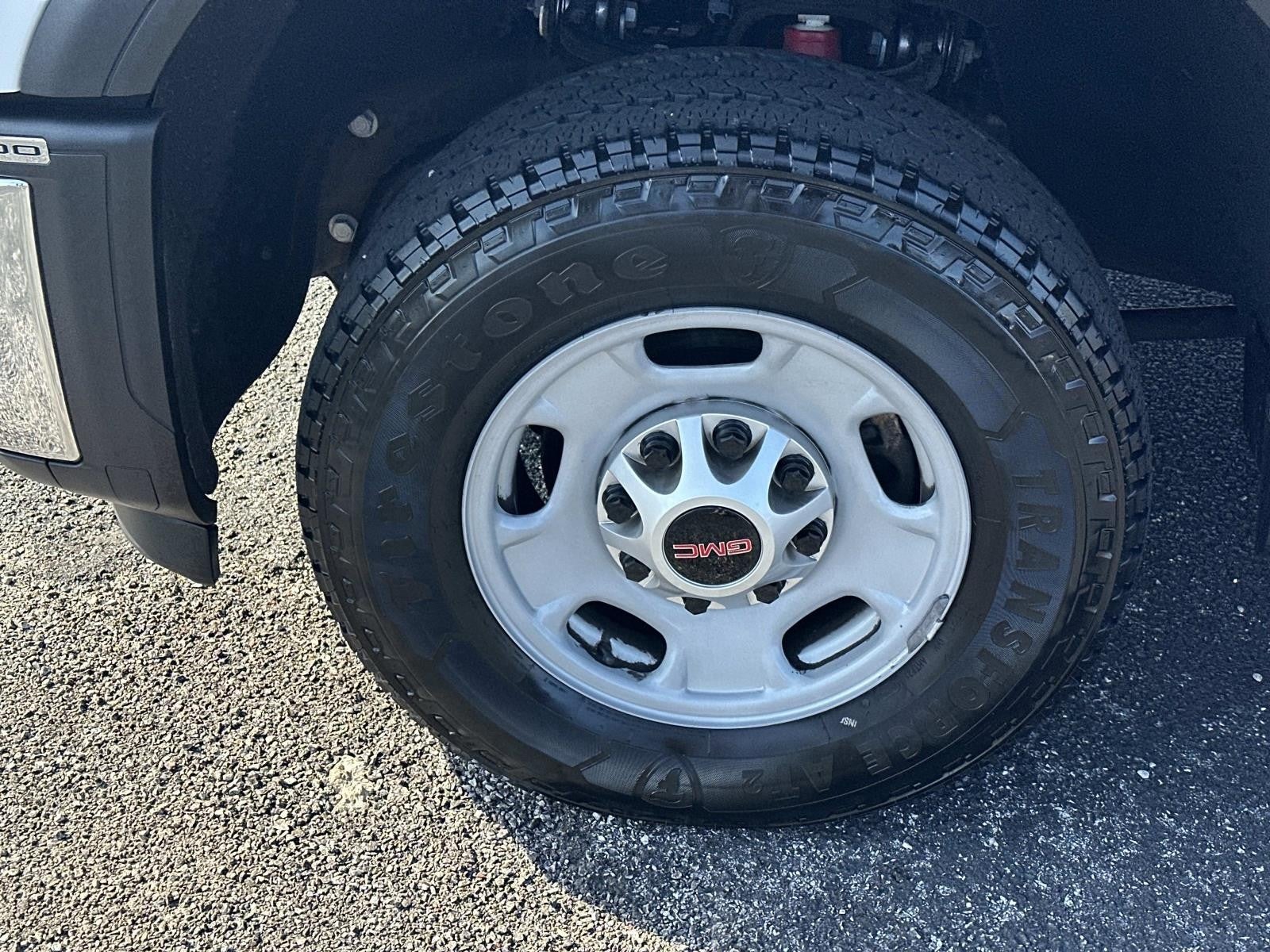 2024 GMC Sierra 2500HD Pro