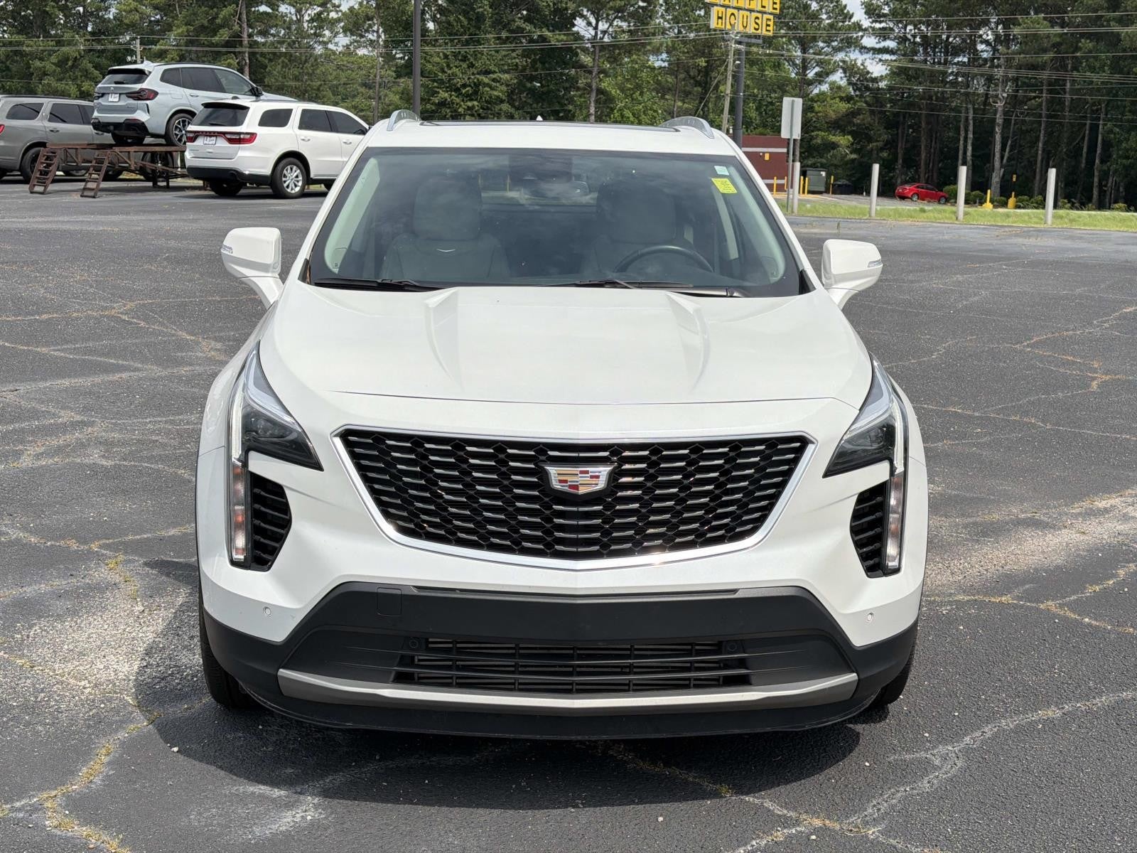2023 Cadillac XT4 FWD Premium Luxury