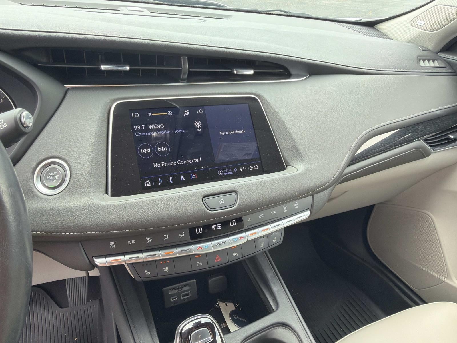 2023 Cadillac XT4 FWD Premium Luxury