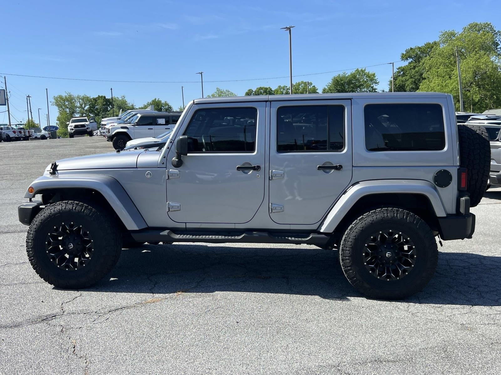 2016 Jeep Wrangler Unlimited Sahara