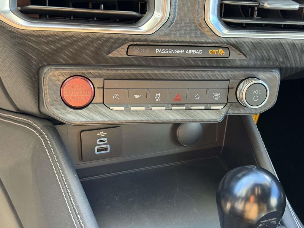 2025 Ford Mustang GT Premium RTR Spec 3