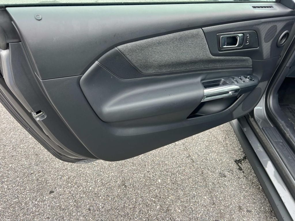 2025 Ford Mustang EcoBoost