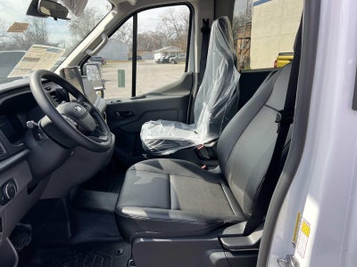 2026 Ford Transit Passenger Wagon T-350 148 MED ROOF XL RW
