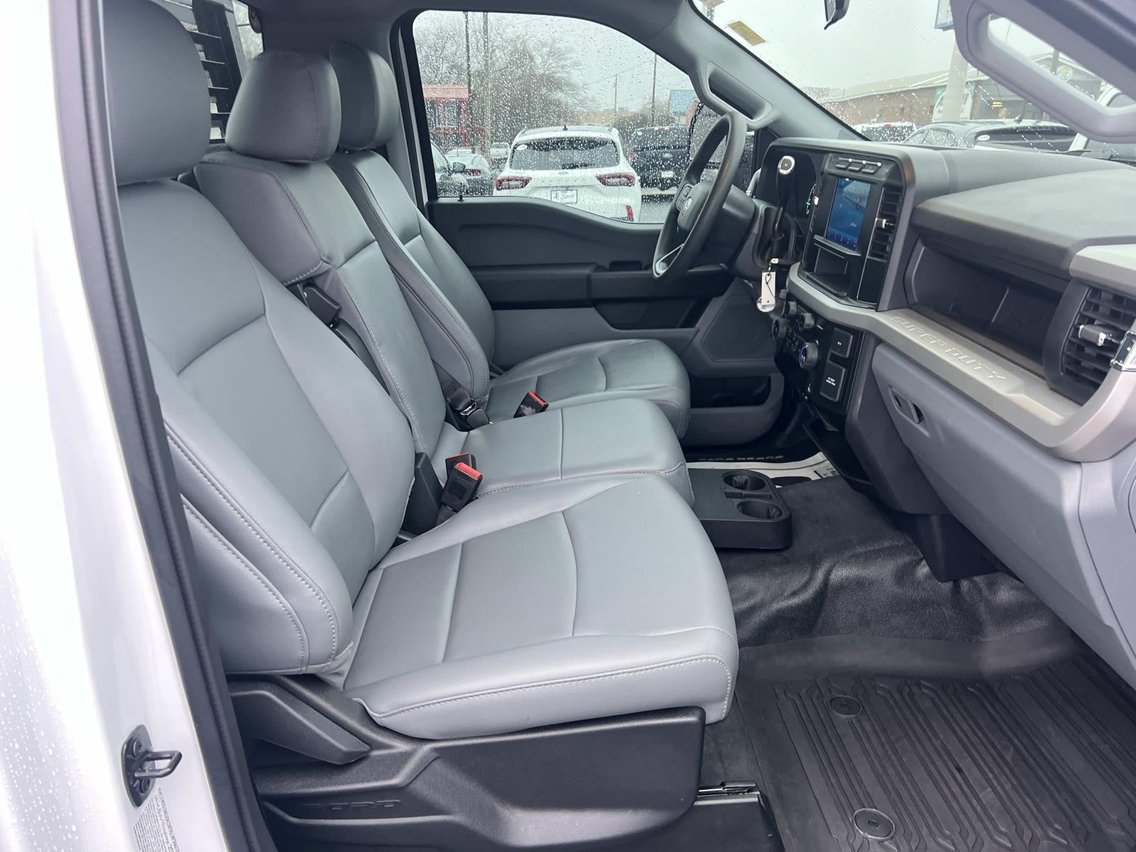 2024 Ford Super Duty F-550 DRW XLT 4WD REG CAB 169 WB 8