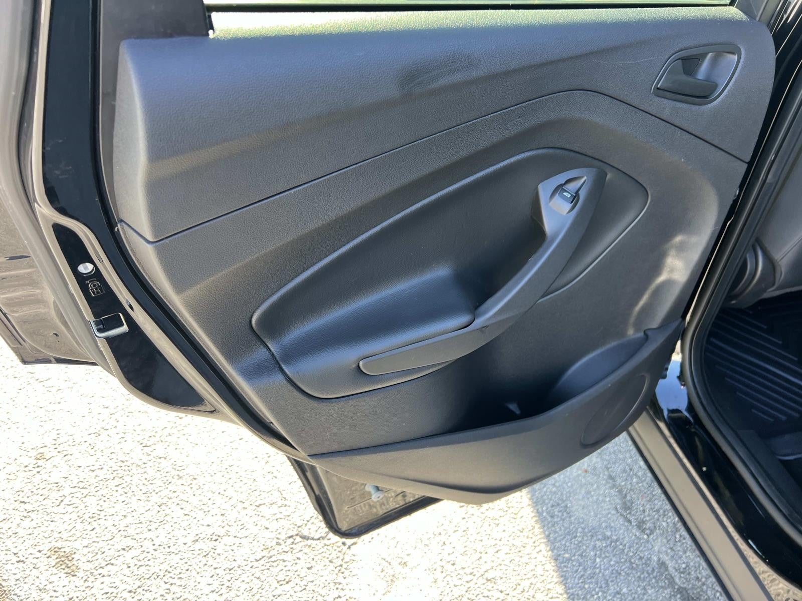 2018 Ford Escape S FWD