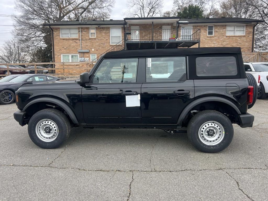 2025 Ford Bronco Base