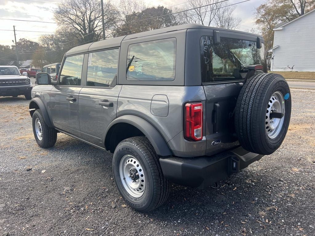 2025 Ford Bronco Base