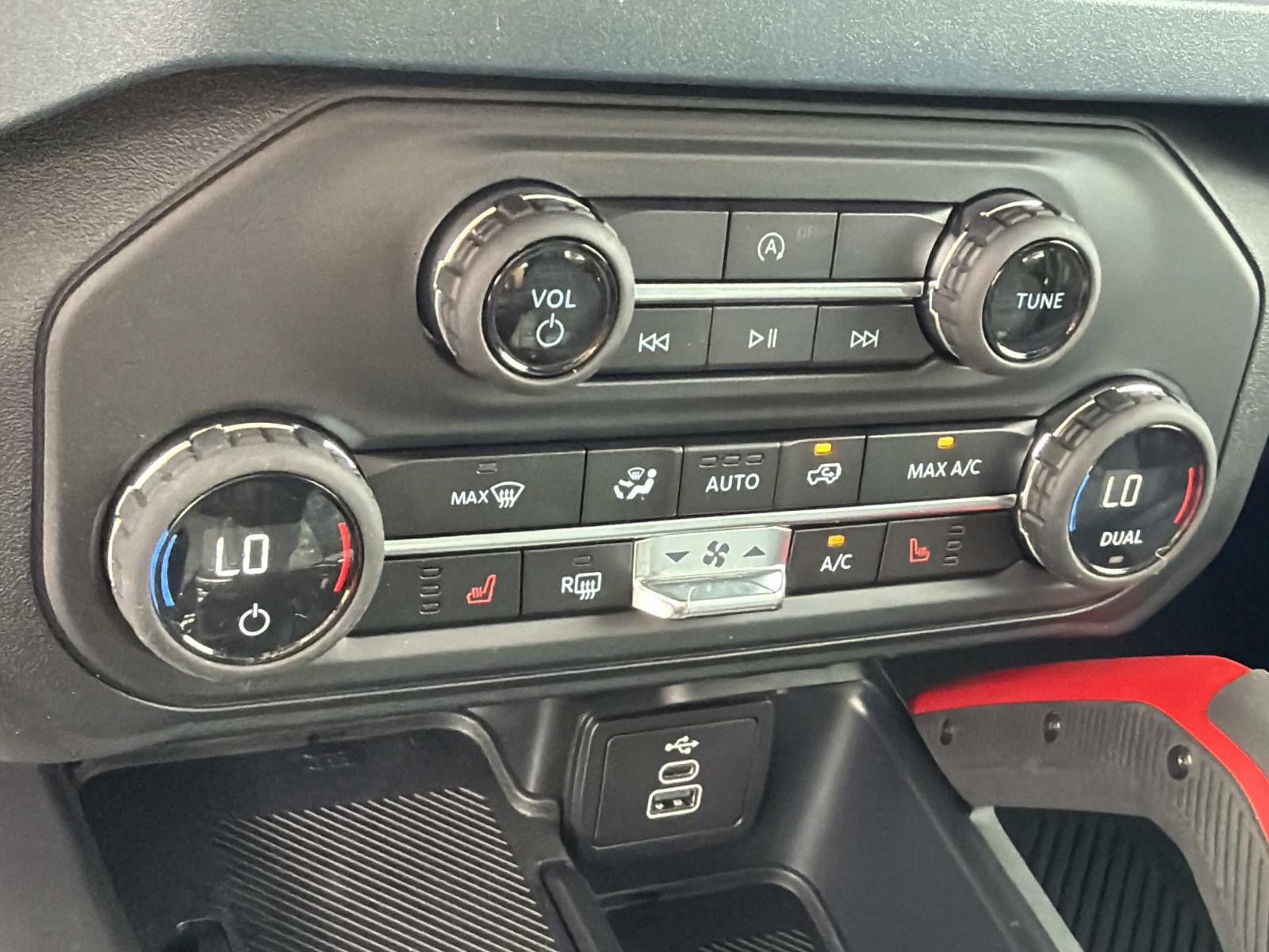 2025 Ford Bronco HERITAGE EDITION 4 DOOR A