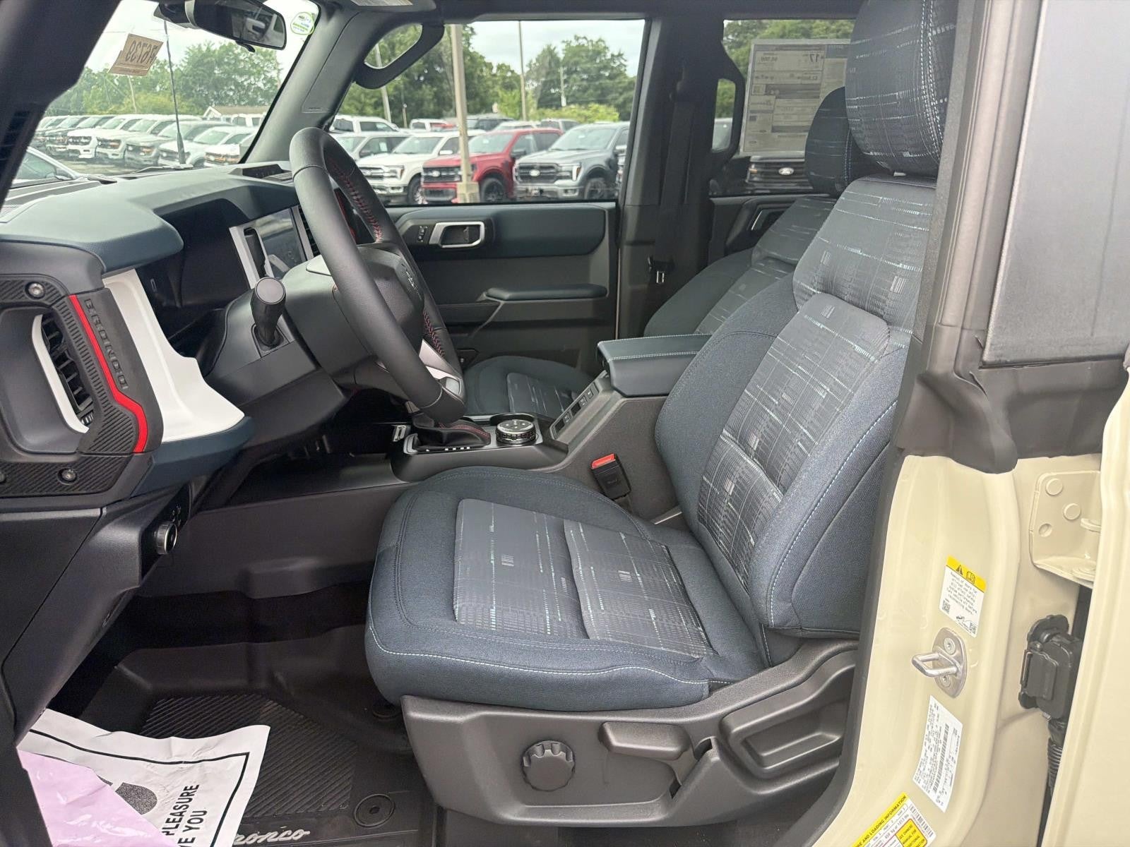2025 Ford Bronco HERITAGE EDITION 4 DOOR A