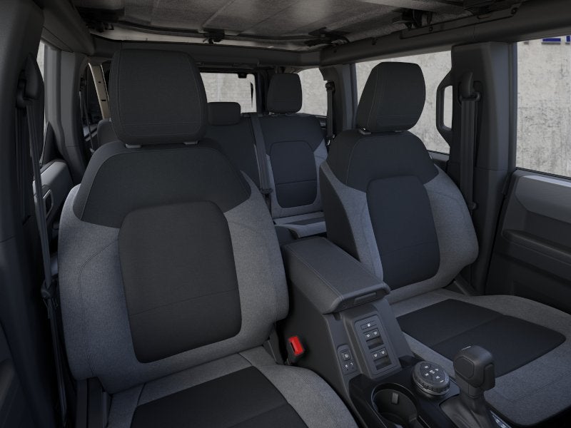2025 Ford Bronco BASE 4 DOOR 4X4