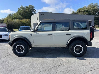 2025 Ford Bronco Base