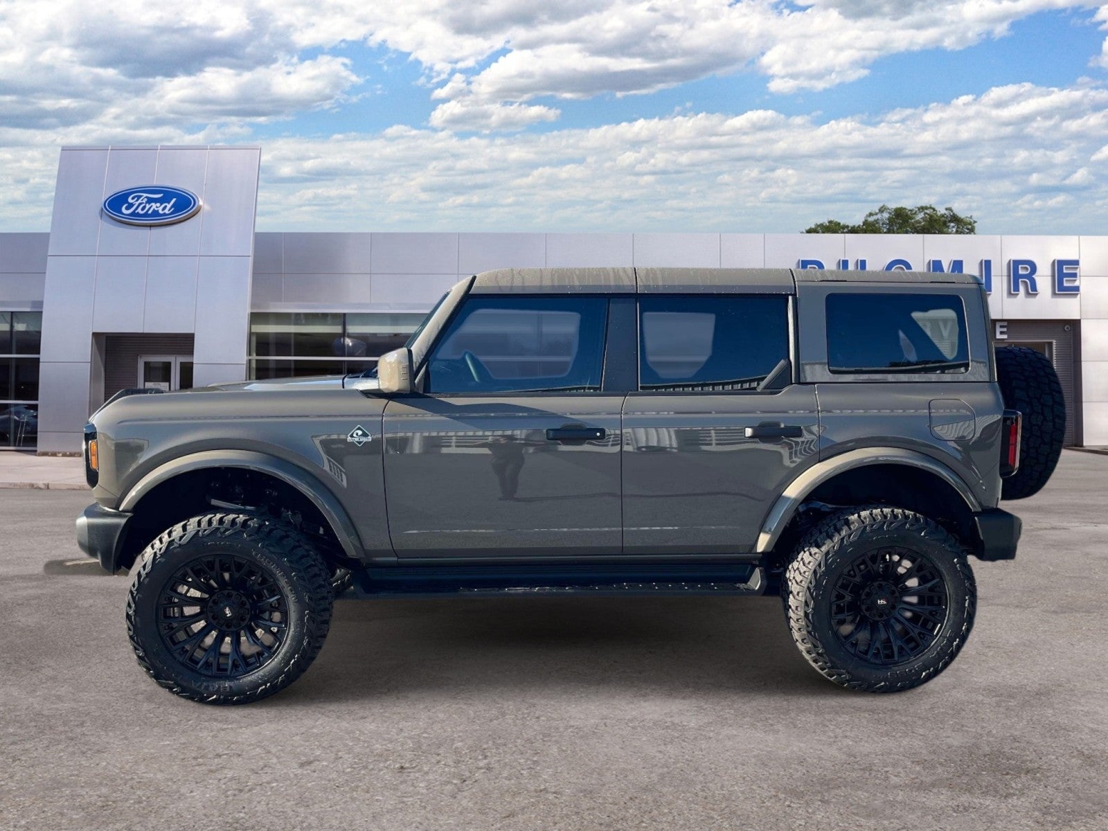 2026 Ford Bronco OUTER BANKS 4 DOOR 4X4