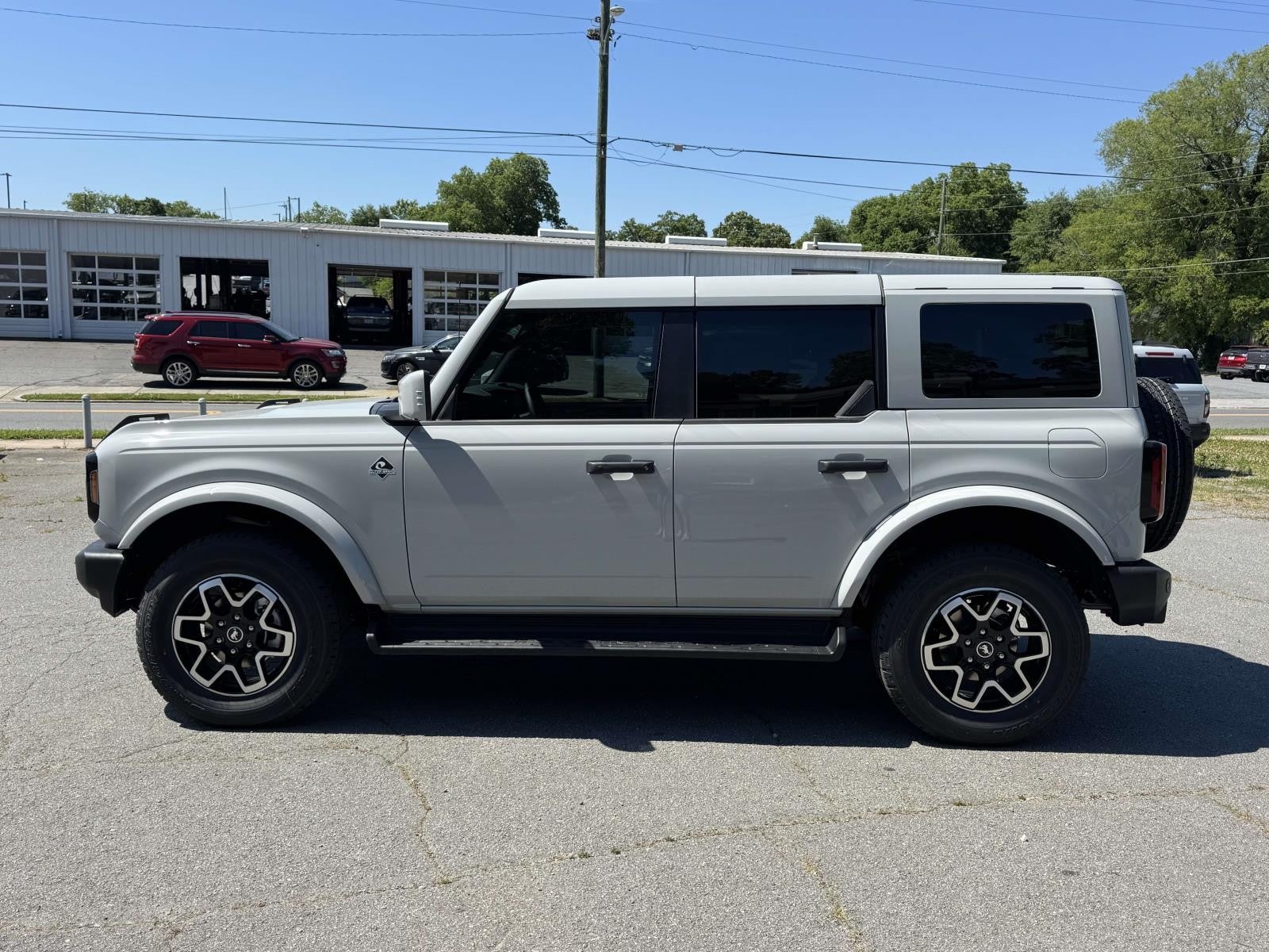 2026 Ford Bronco OUTER BANKS 4 DOOR 4X4
