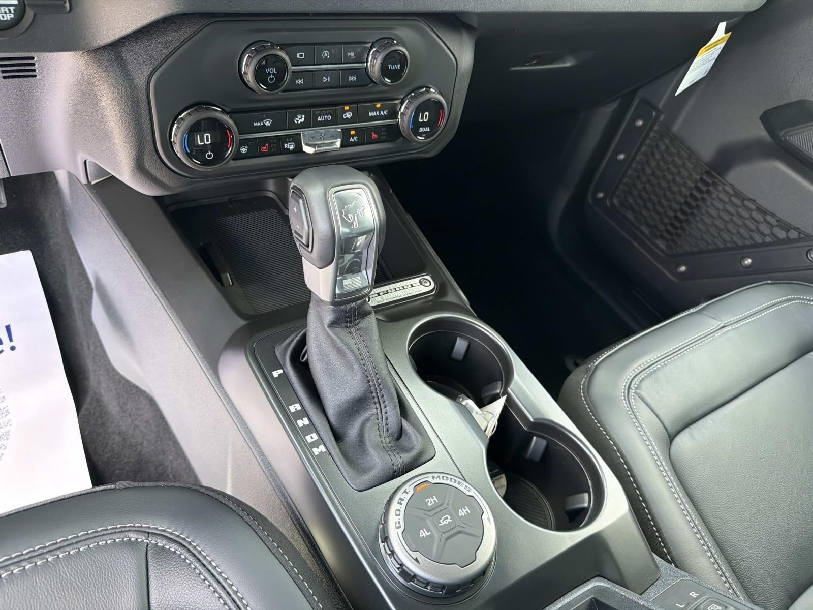 2026 Ford Bronco OUTER BANKS 4 DOOR 4X4