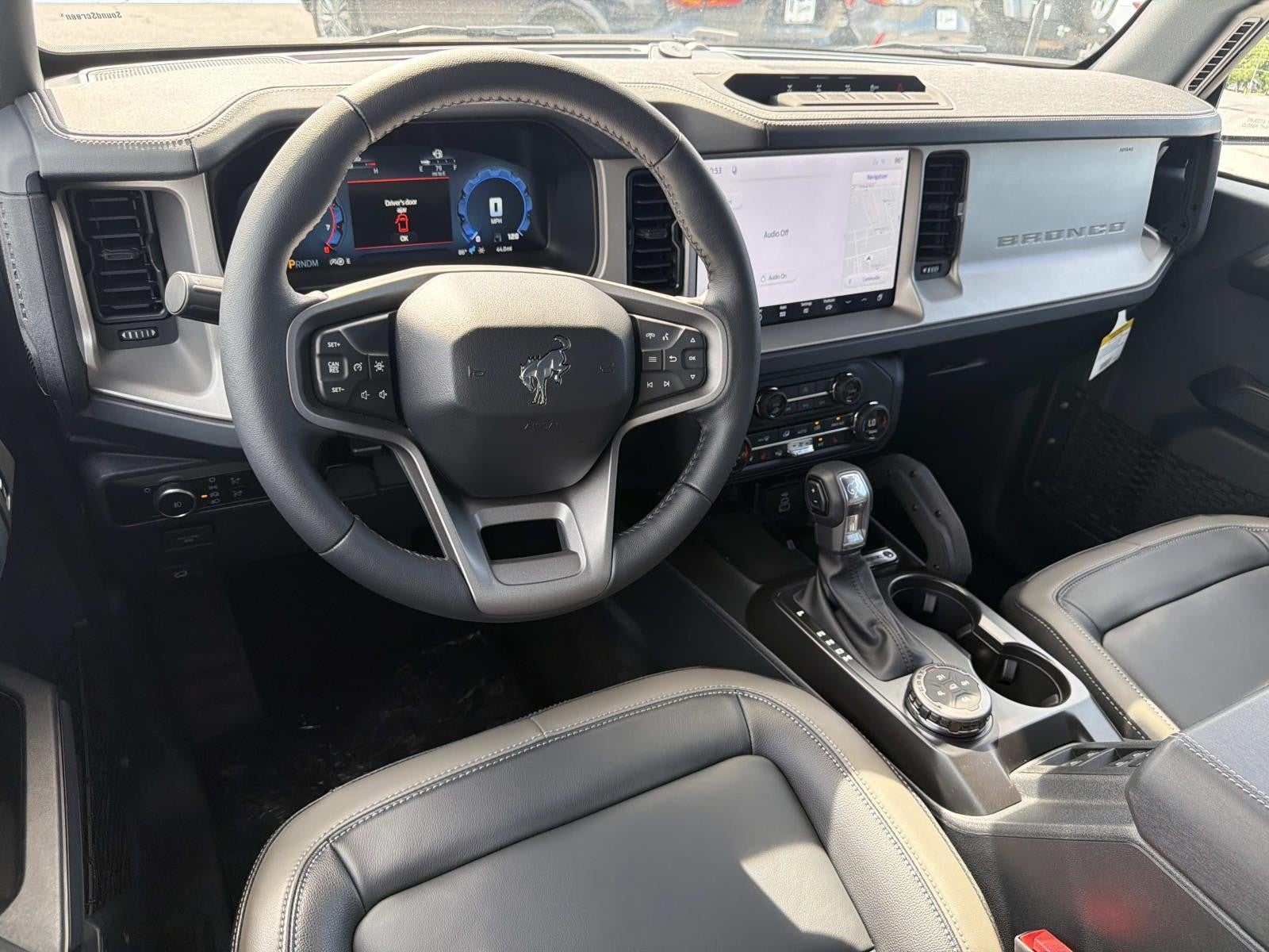 2025 Ford Bronco OUTER BANKS 4 DOOR 4X4