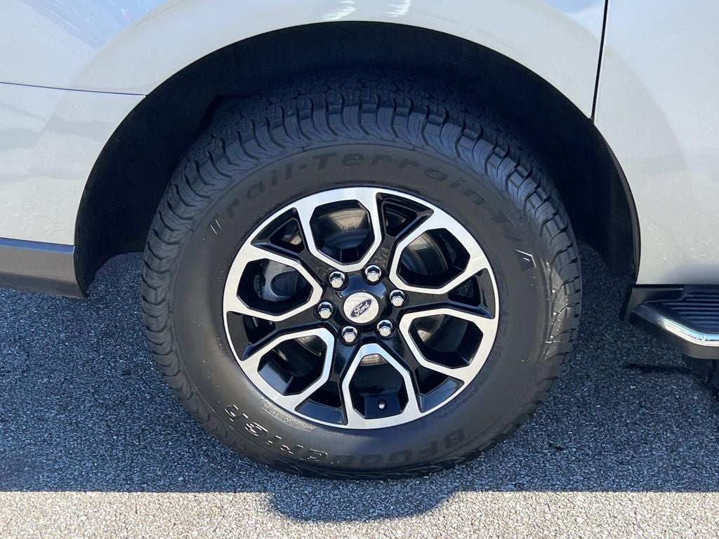 2022 Ford Expedition Max XLT