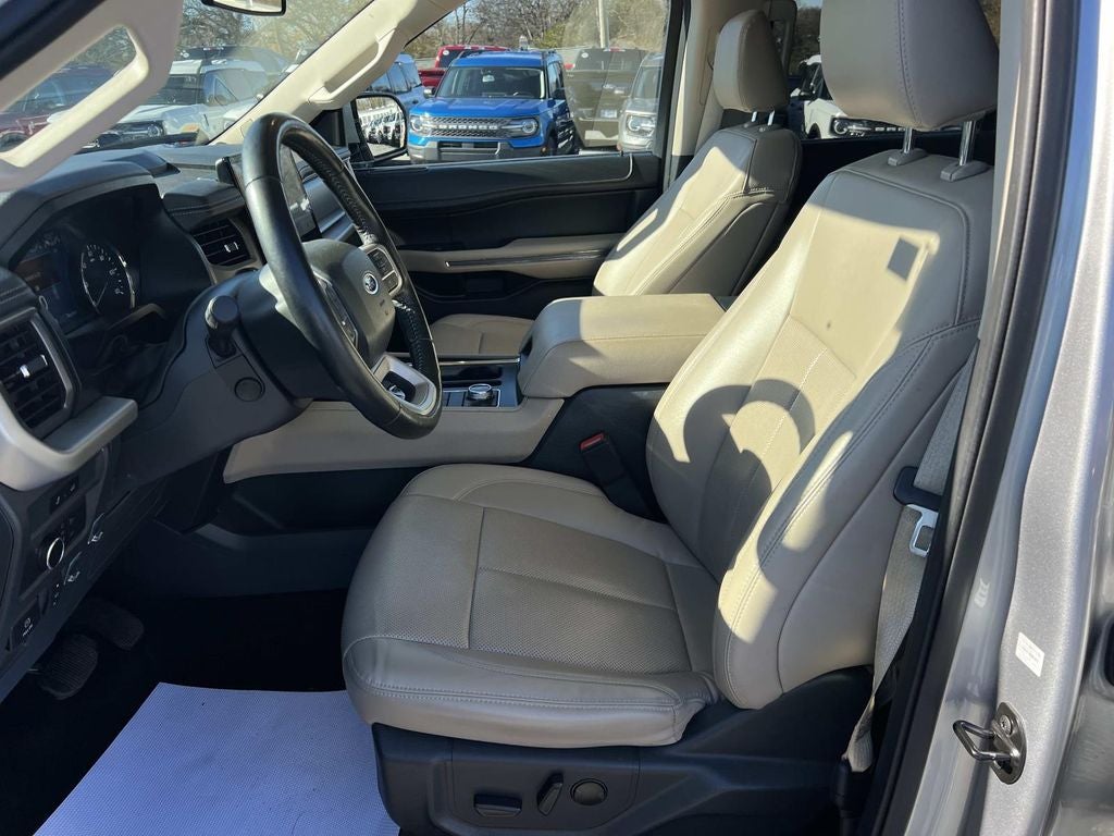 2022 Ford Expedition Max XLT
