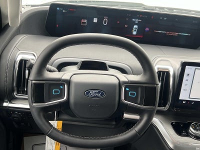 2026 Ford Expedition PLATINUM 4X4