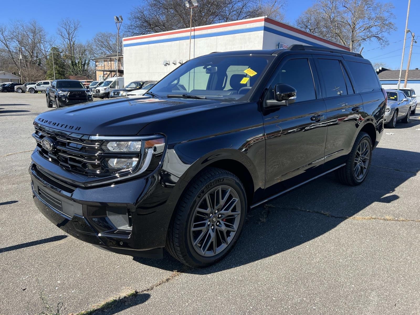 2025 Ford Expedition PLATINUM 4X4