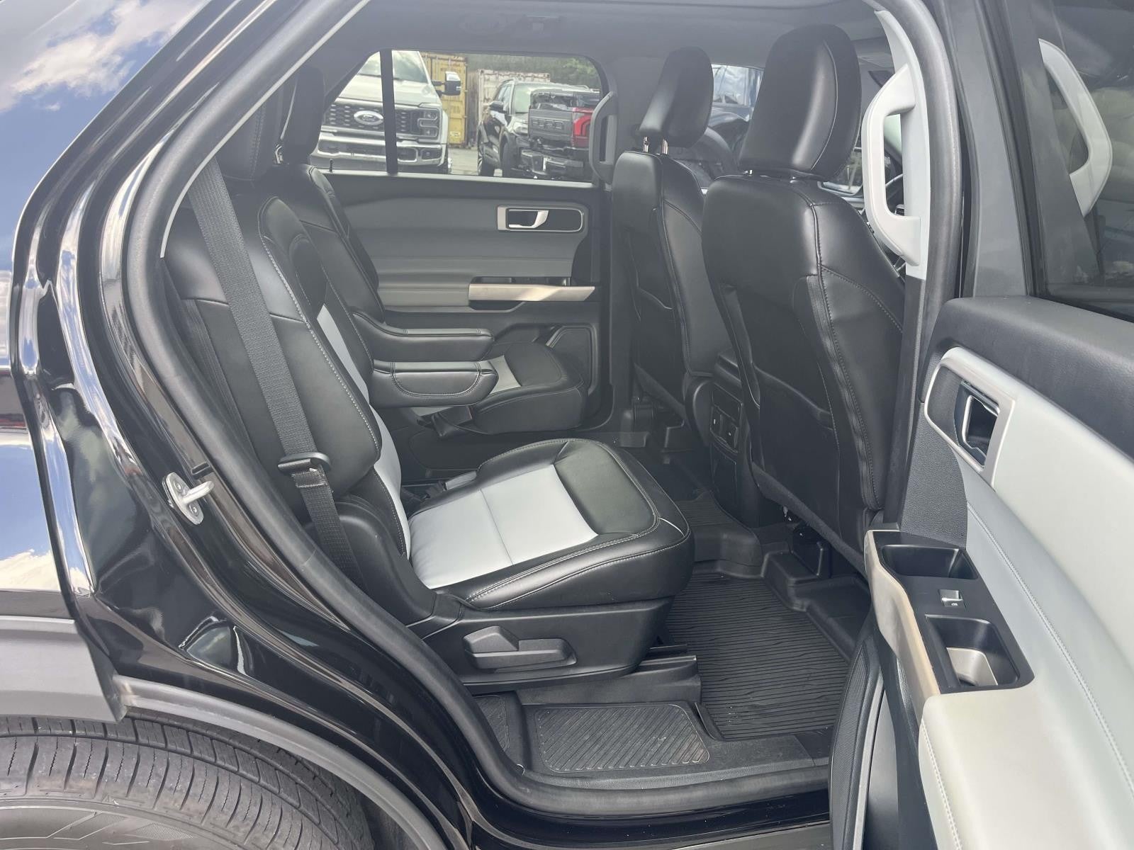 2022 Ford Explorer XLT RWD