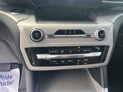 2022 Ford Explorer XLT RWD