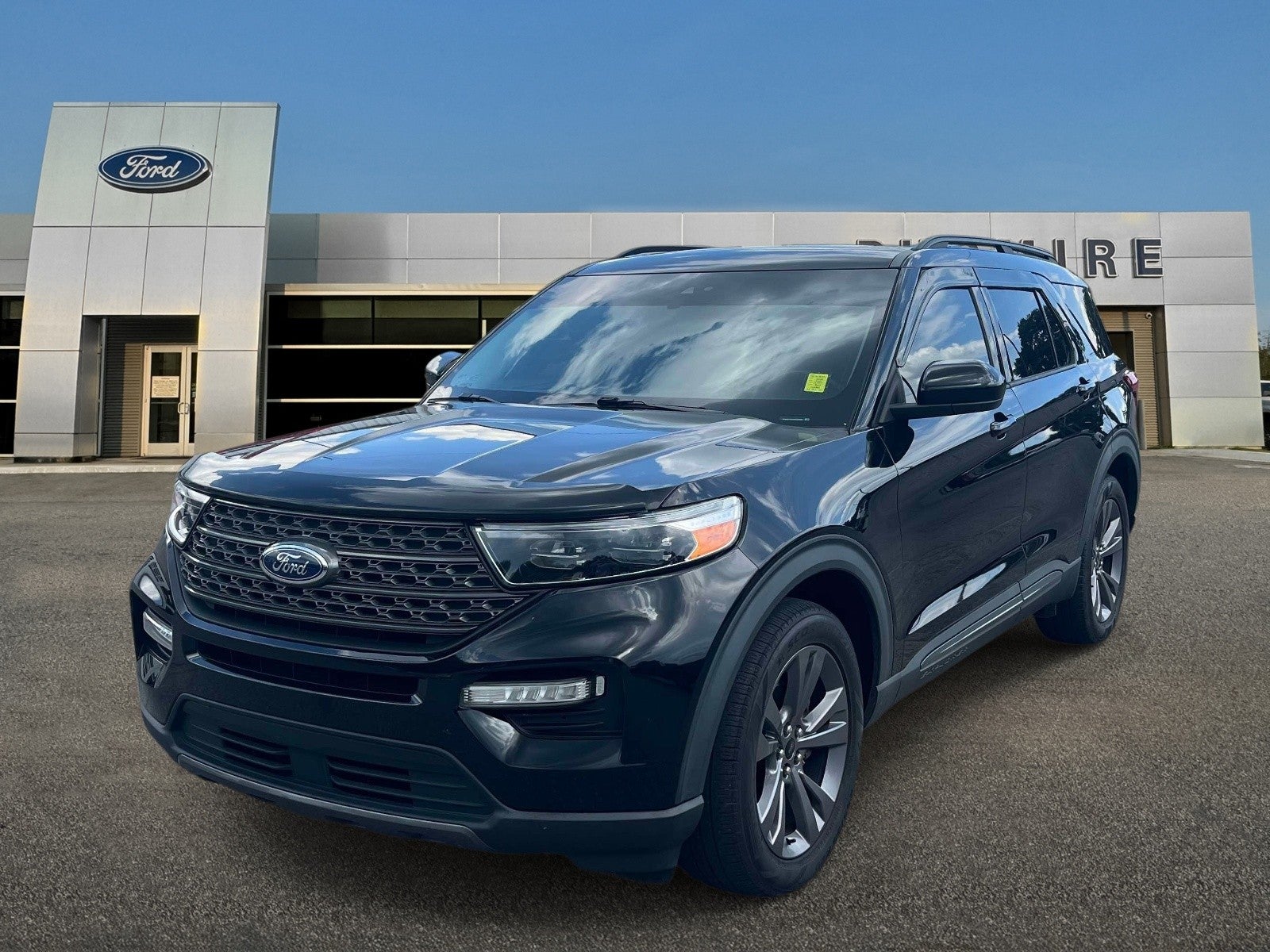 2022 Ford Explorer XLT RWD